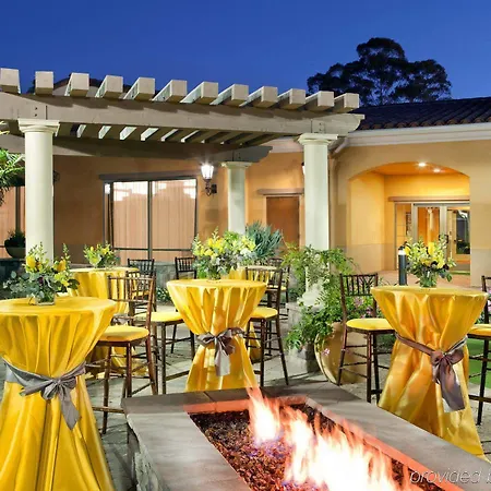 Courtyard By Marriott Santa Barbara Goleta 