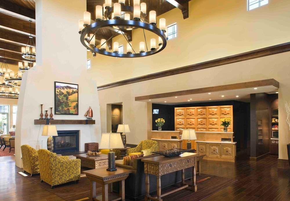Courtyard By Marriott Santa Barbara