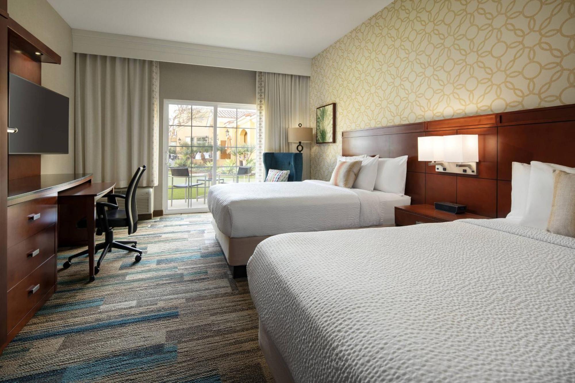 Courtyard By Marriott Santa Barbara Hotel 3*