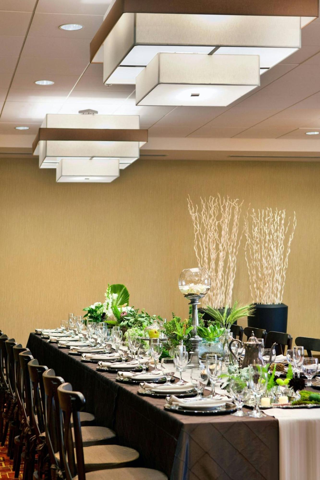 Courtyard By Marriott Santa Barbara 3*